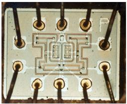 控制Apollo航天器（1960年代）的計算機的邏輯NOR IC組件。